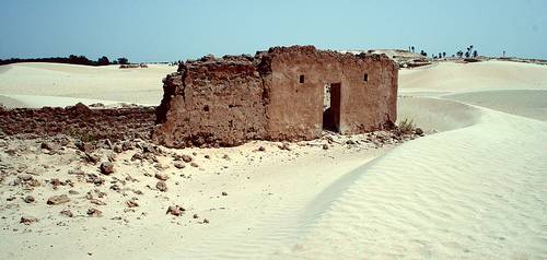 Takzvané Dveře na Saharu na Djerbě