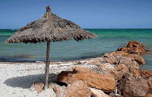 Pláž Djerba – populární pláž v Tunisu